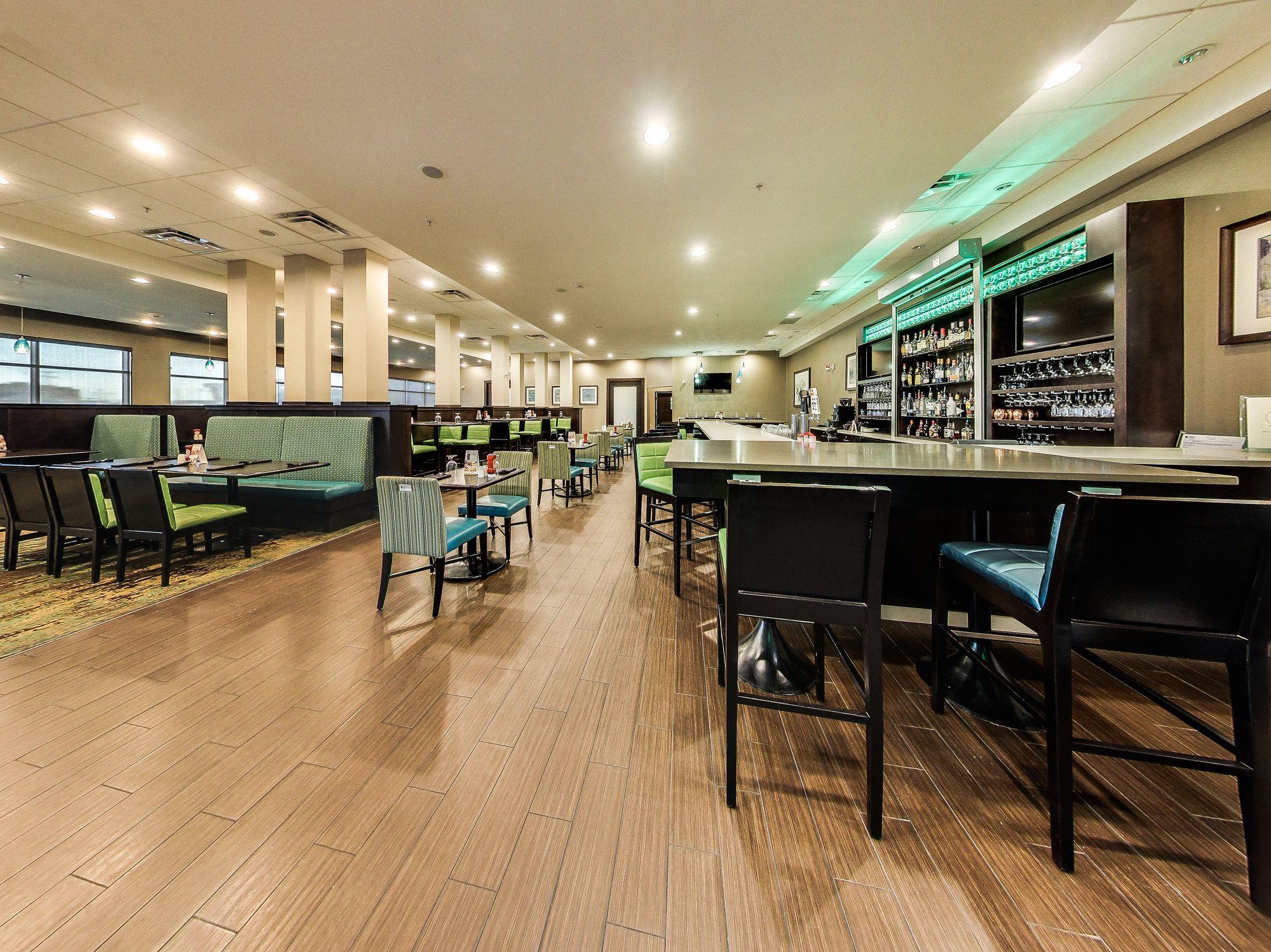 ניסקו Holiday Inn Hotel & Suites Edmonton Airport Conference Centre By Ihg מראה חיצוני תמונה
