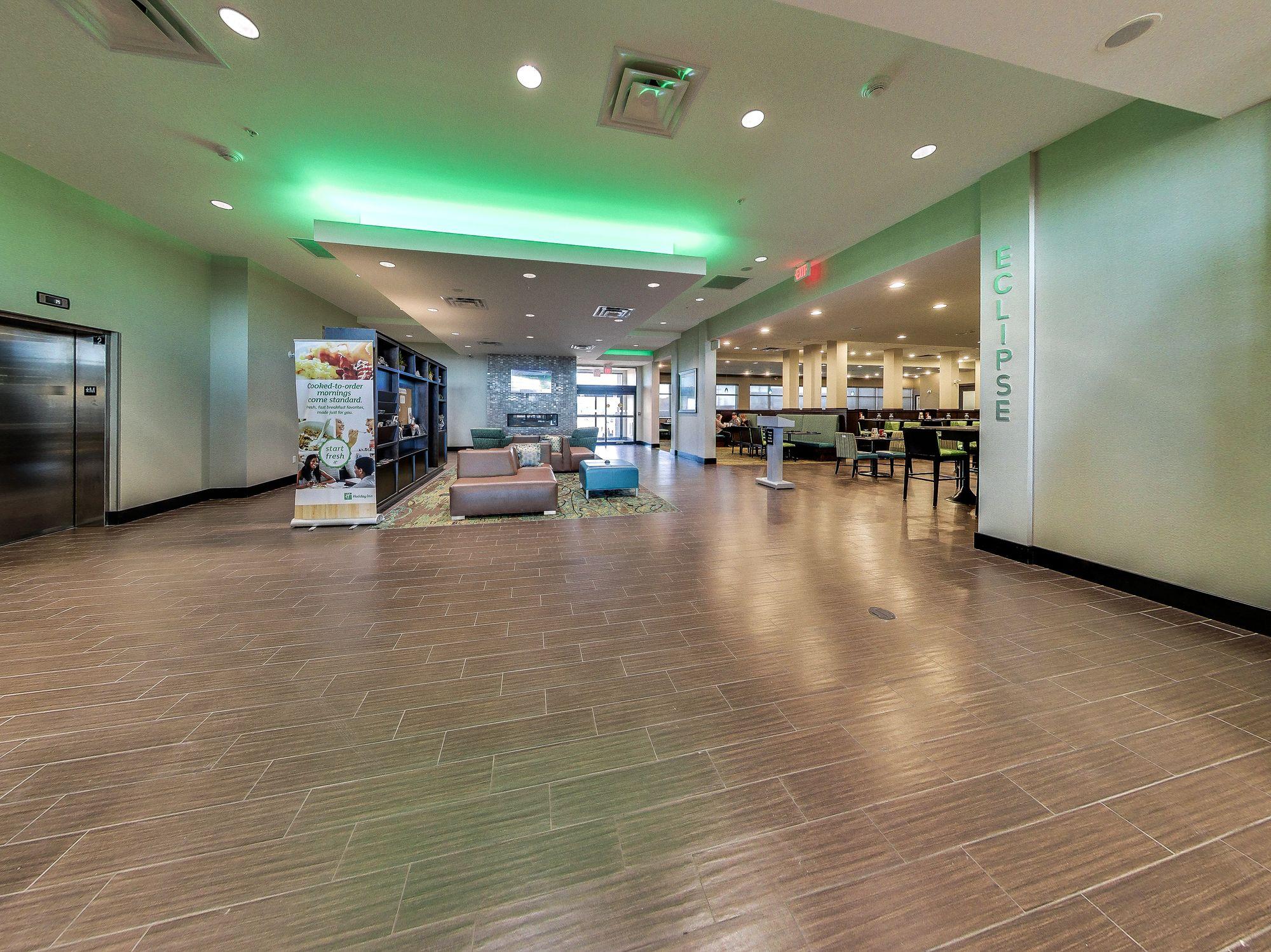 ניסקו Holiday Inn Hotel & Suites Edmonton Airport Conference Centre By Ihg מראה חיצוני תמונה