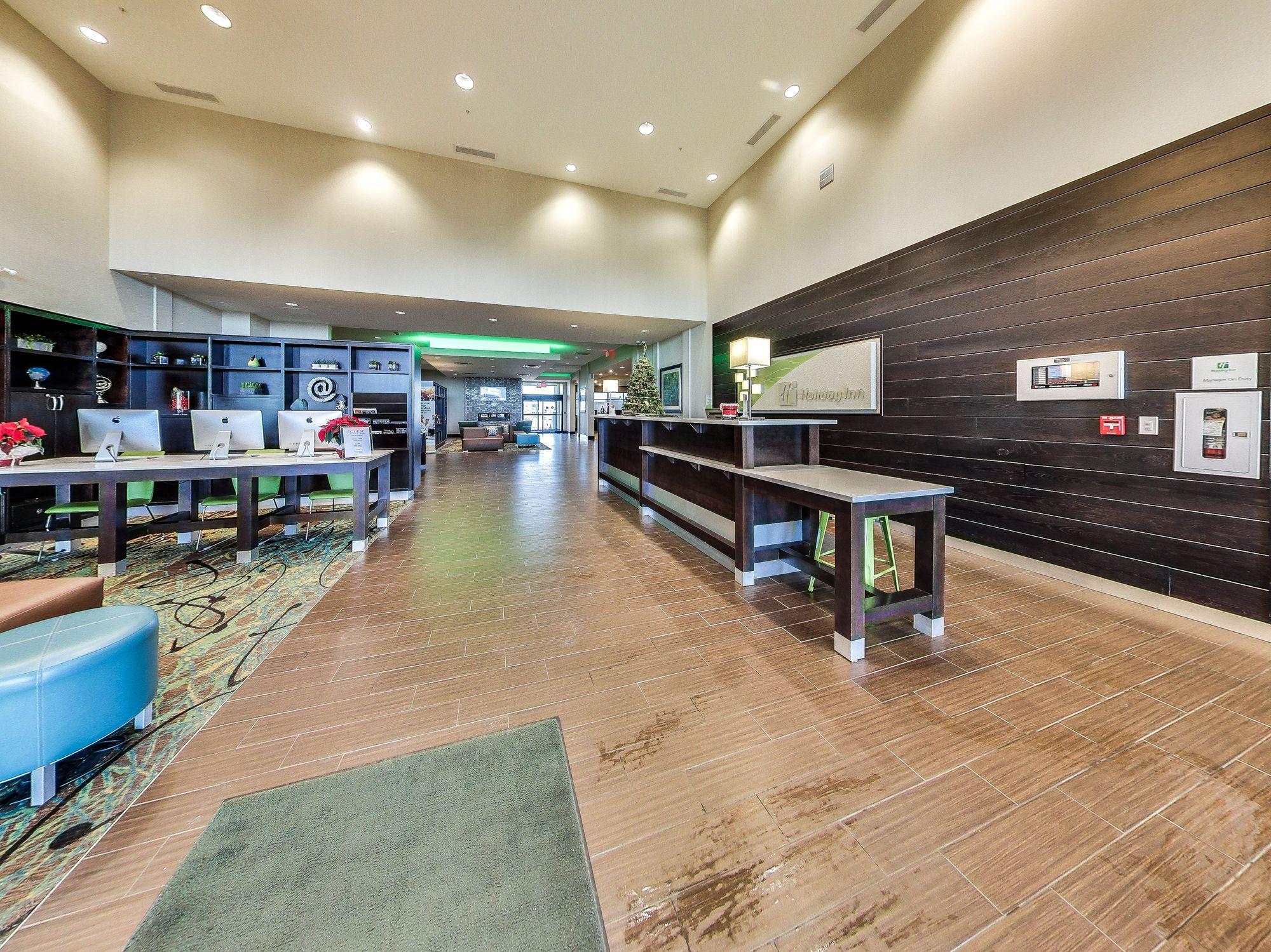 ניסקו Holiday Inn Hotel & Suites Edmonton Airport Conference Centre By Ihg מראה חיצוני תמונה