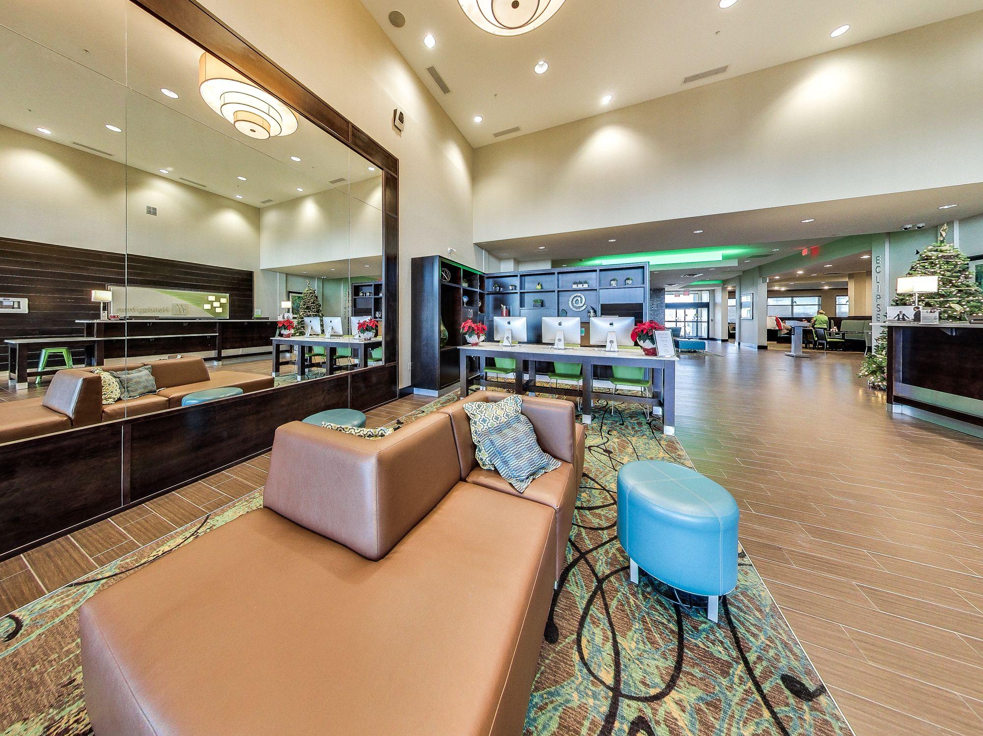 ניסקו Holiday Inn Hotel & Suites Edmonton Airport Conference Centre By Ihg מראה חיצוני תמונה