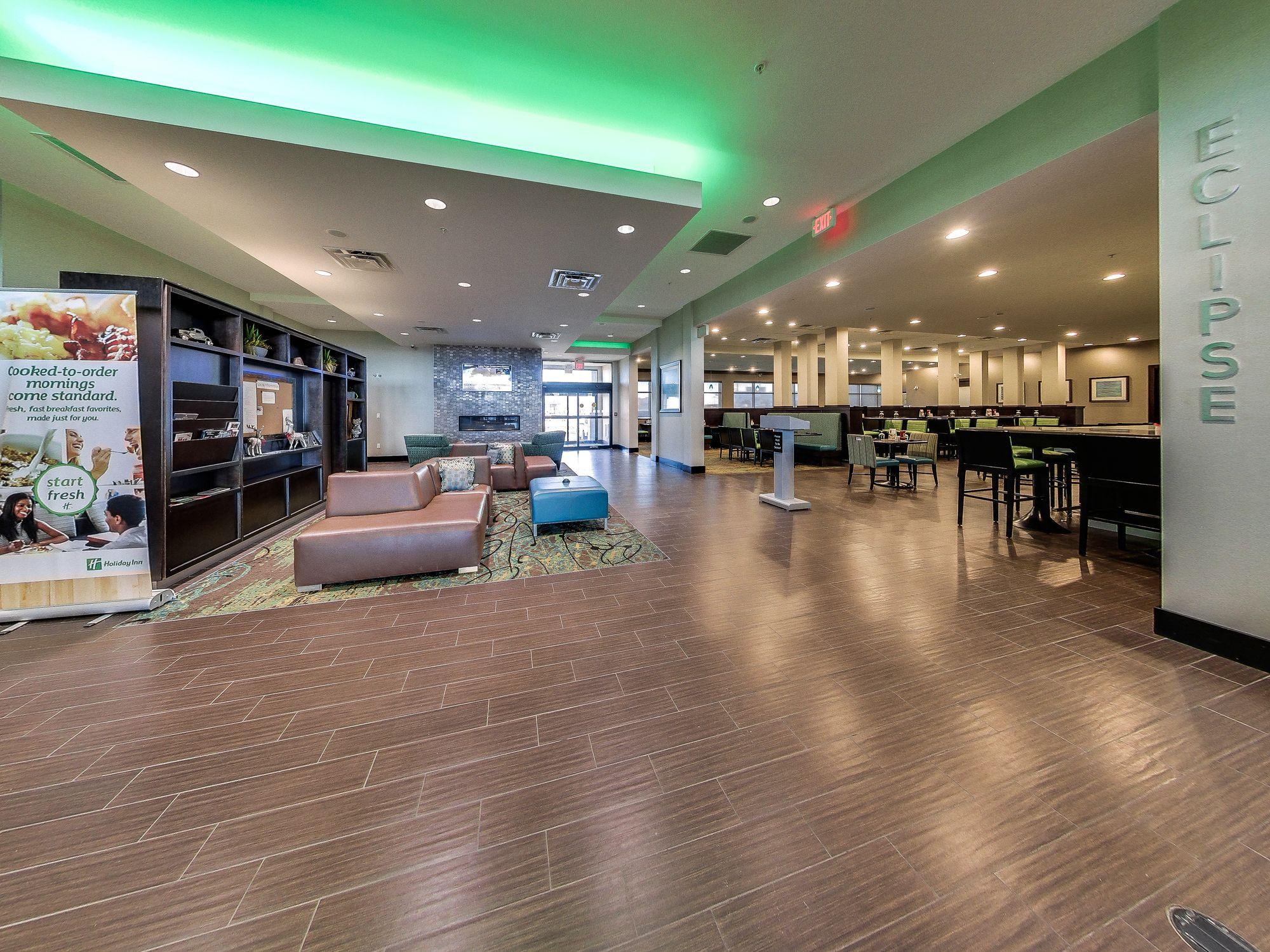 ניסקו Holiday Inn Hotel & Suites Edmonton Airport Conference Centre By Ihg מראה חיצוני תמונה