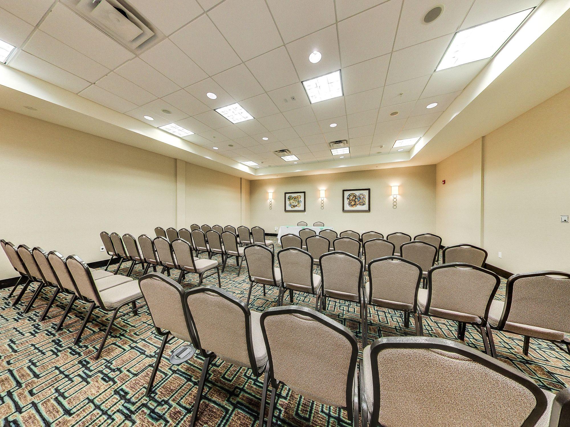 ניסקו Holiday Inn Hotel & Suites Edmonton Airport Conference Centre By Ihg מראה חיצוני תמונה